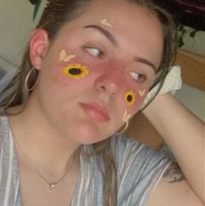 Meet your Posher, Ana